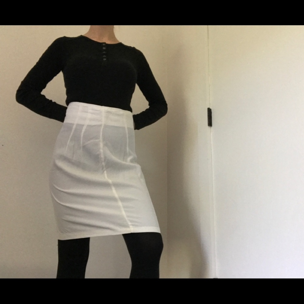 Vintage White Skirt - Picture 6 of 13